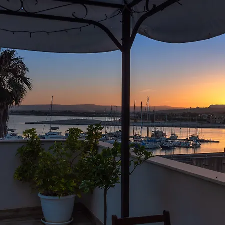 B&B Marina Di Ortigia-3